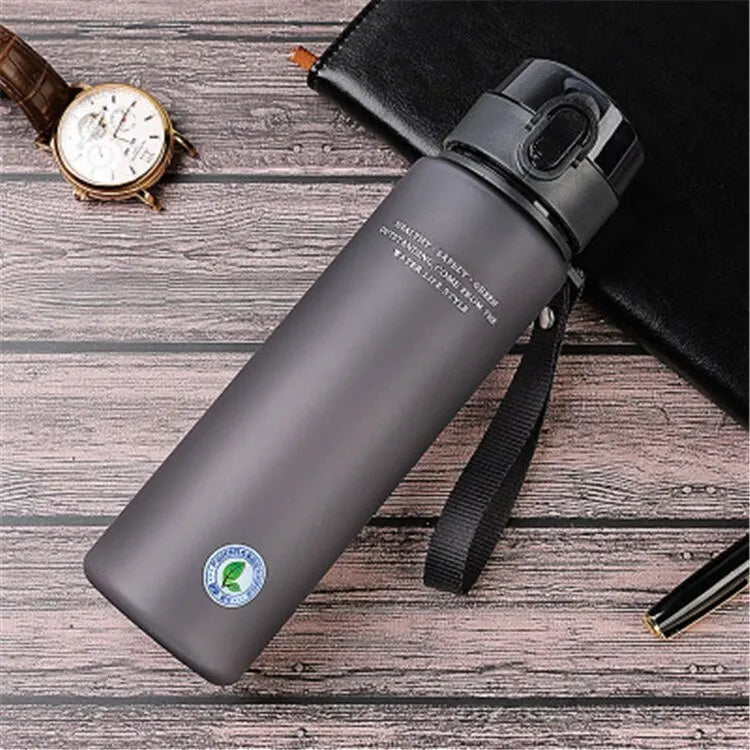 Bidon sportowy BPA Free – szczelna butelka na wodę 400 ml / 560 ml
